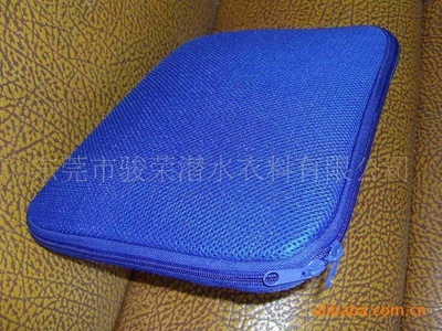 探秘真潛水料 專業與性價比并存的筆記本電腦內膽包